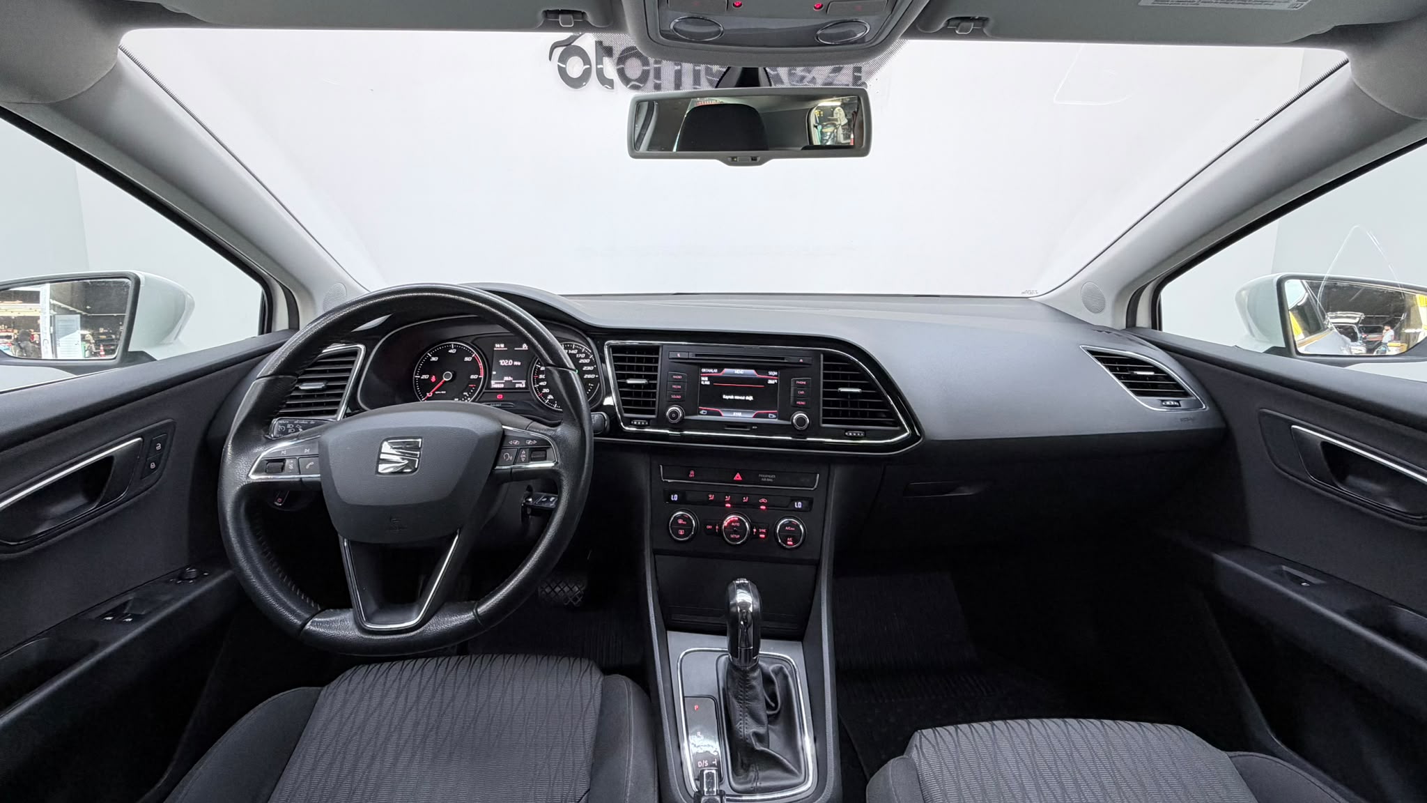 SEAT LEON 12